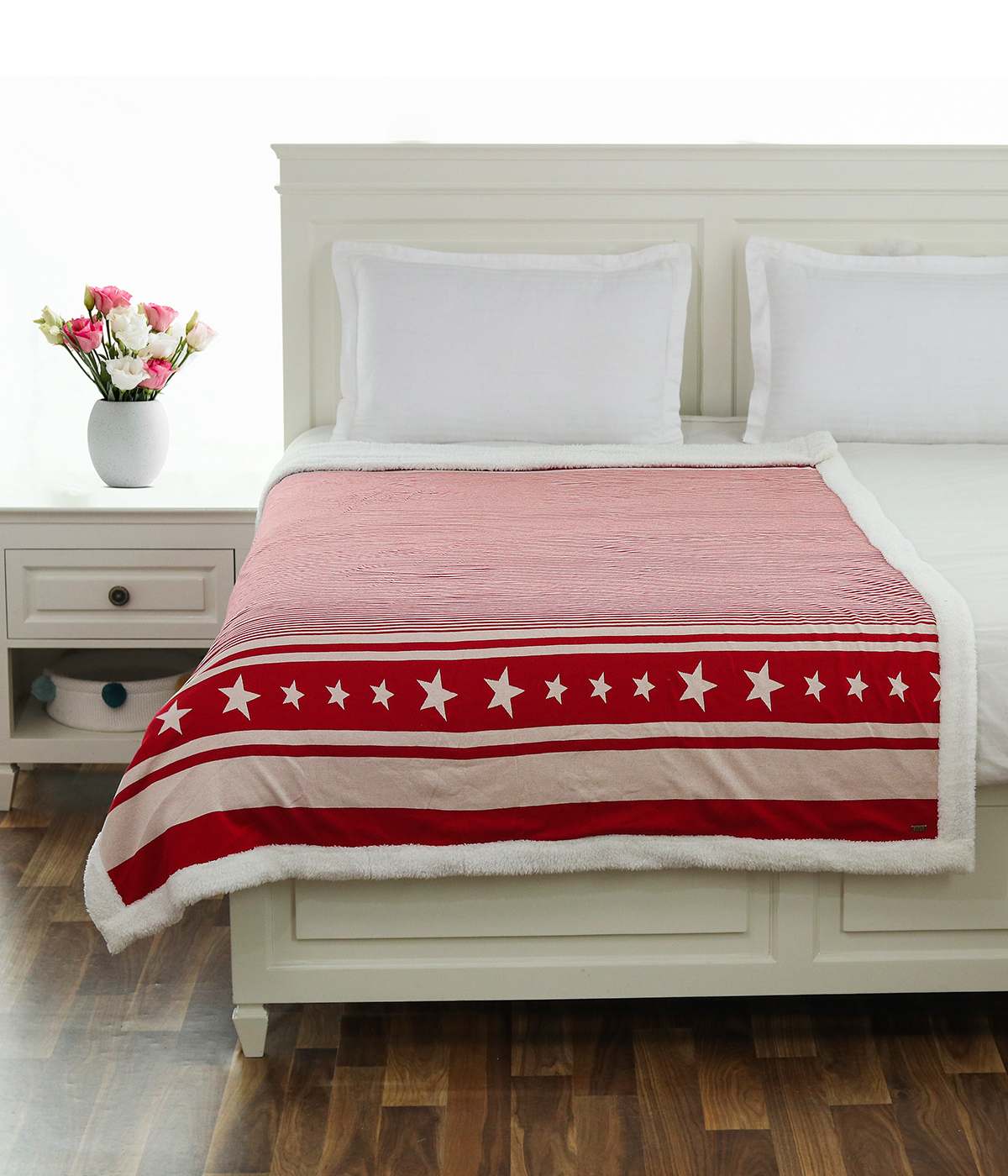 Stripe Star Red Natural Cotton Knitted Single Bed Blanket layered with Warm Sherpa Fabric