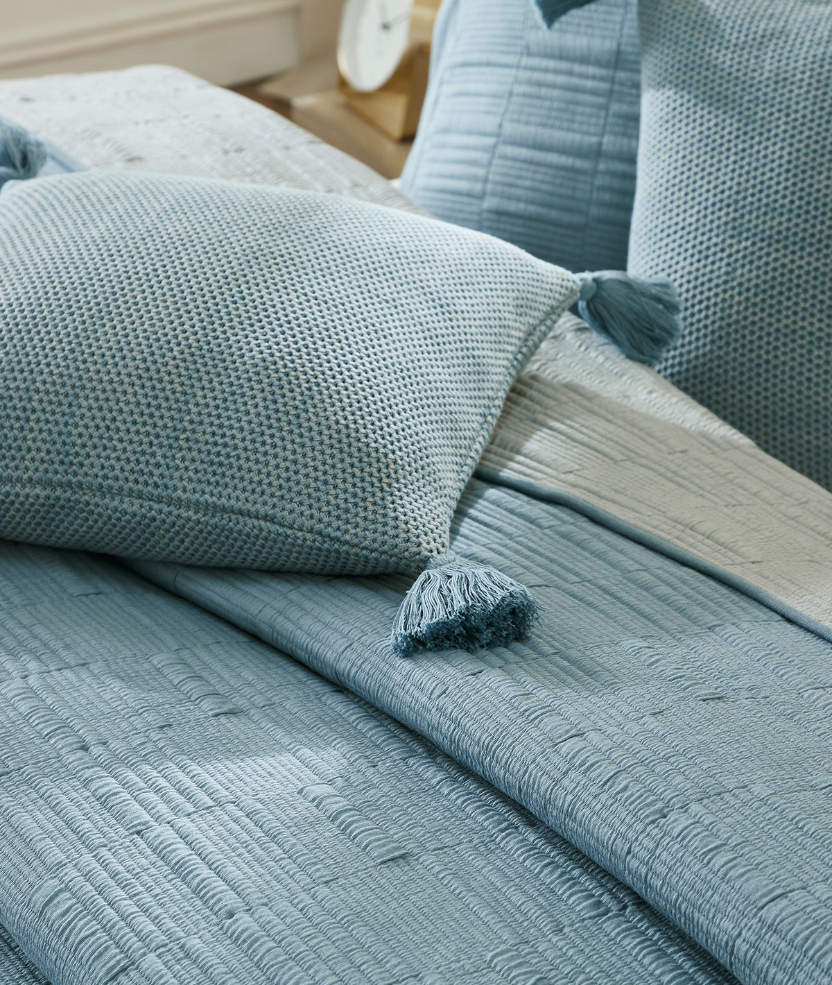 Harriet Cadet Blue & Alice Blue 100% Cotton Knitted With Polyester Filled King Size Bed Cover With 2 Pillow Covers And 3 Cushion Covers (Set Of 6)
