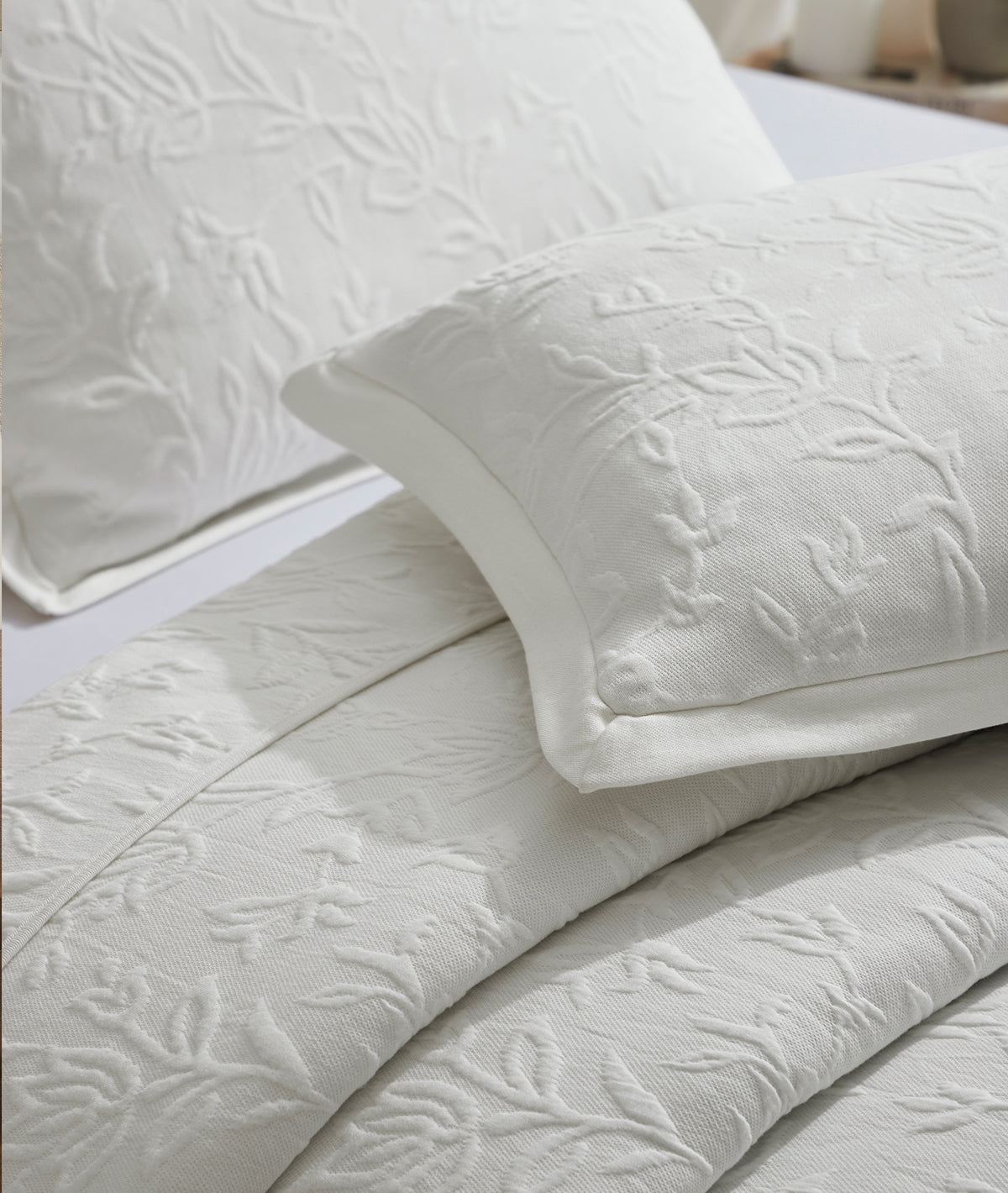 Leila Ivory 100% Cotton Knitted With Polyester Filled King Size Bed Cover With 2 Pillow Covers (Set of 3Pcs)
