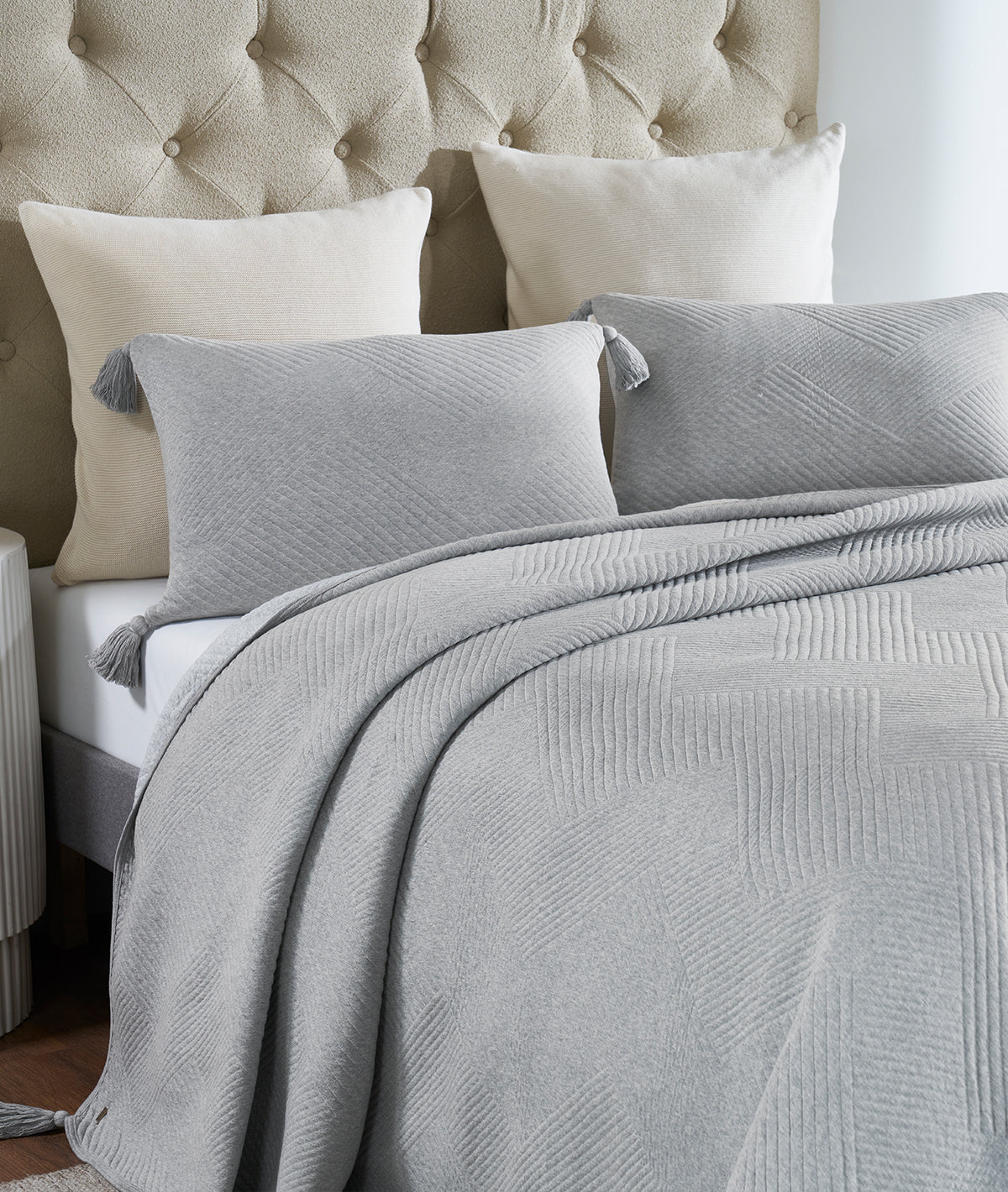 Trio Stripe Light Grey Melange & Vanilla Grey Melange Color 100% Cotton Knitted With Polyester Filled King Size Bed Cover With 2 Pillow Covers (Set of 3 Pcs)