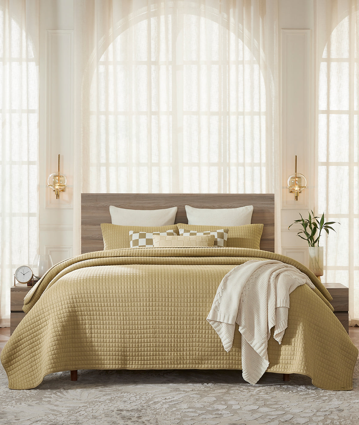 William Champagne 100% Cotton Knitted With Polyester Filled King Size Bed Cover With 2 Pillow Covers and 3 Cushion Covers (Set Of 6)