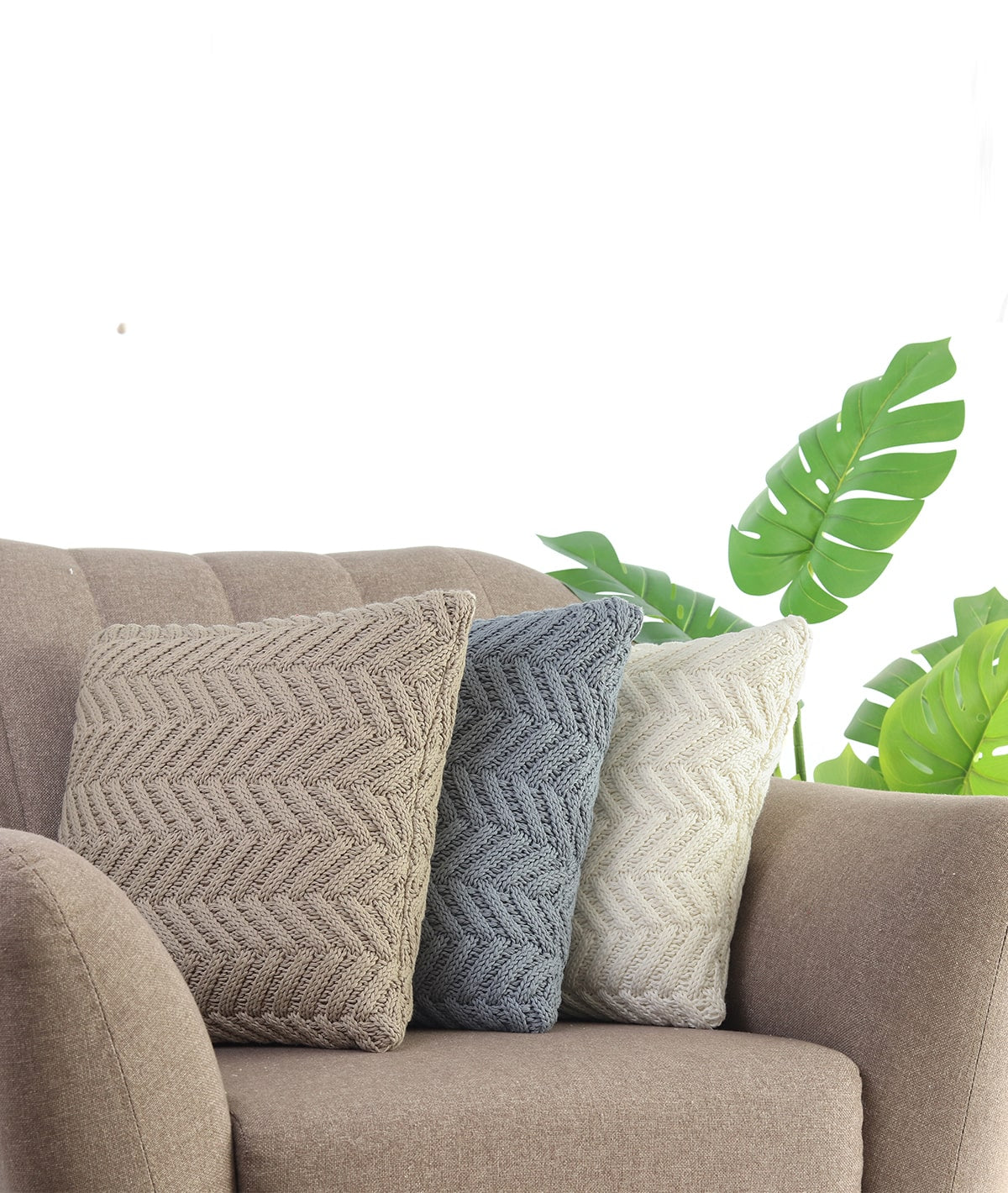 Chevron Ivory Cotton Knitted Decorative 16 X 16 Inches Cushion Cover