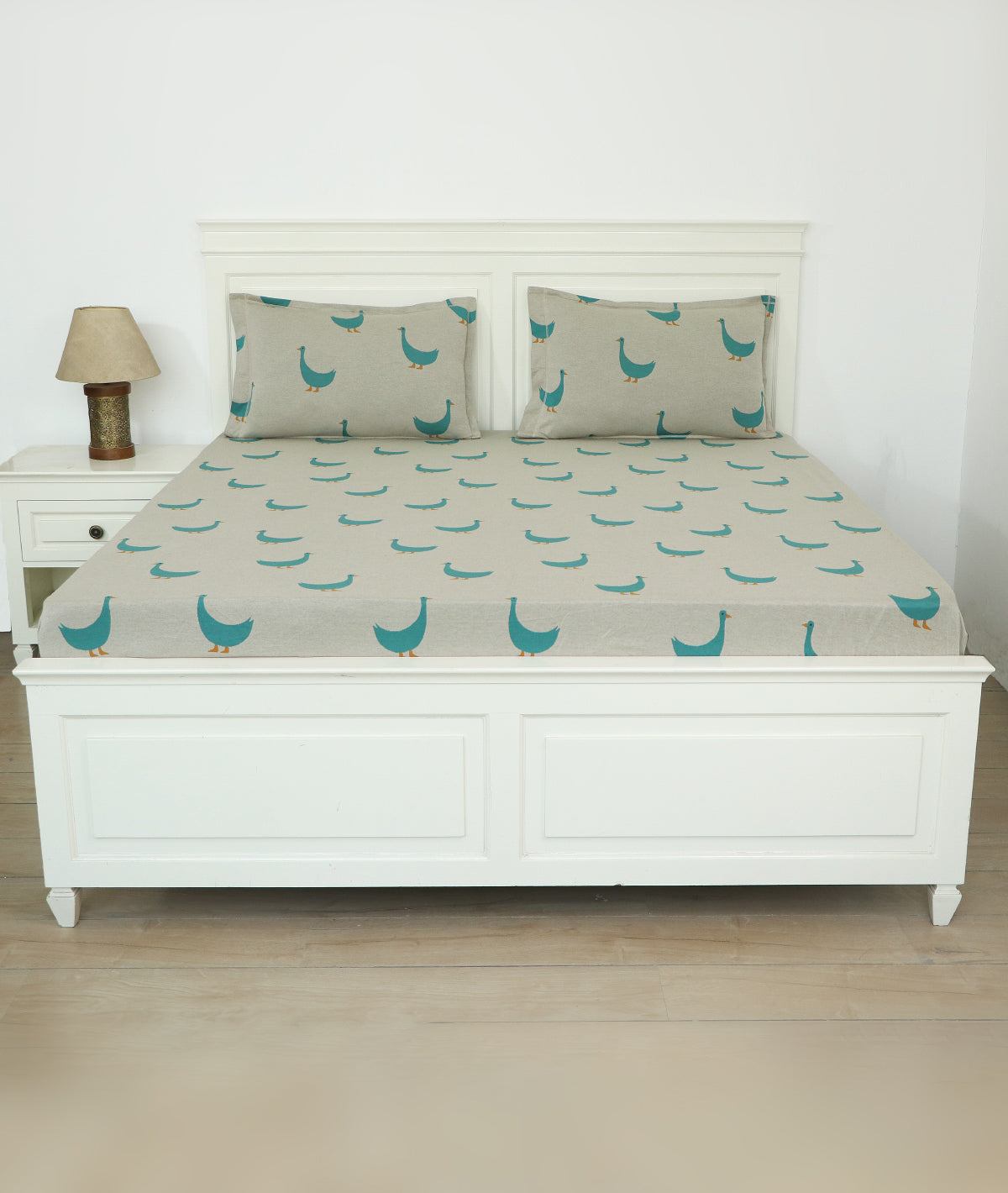 Duck Light Beige & Turquoise Cotton Knitted King Size Double Bed Fitted Sheet With 2 Pillow Covers Set