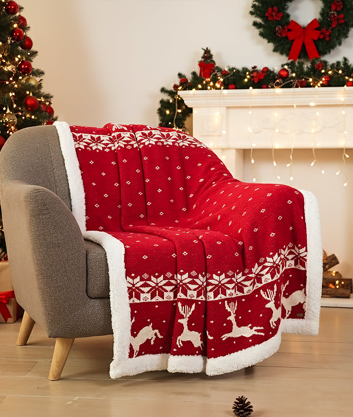 Reindeer Rush Cotton Knitted Kids Blanket with Warm Sherpa Fabric (Ivory & Red)