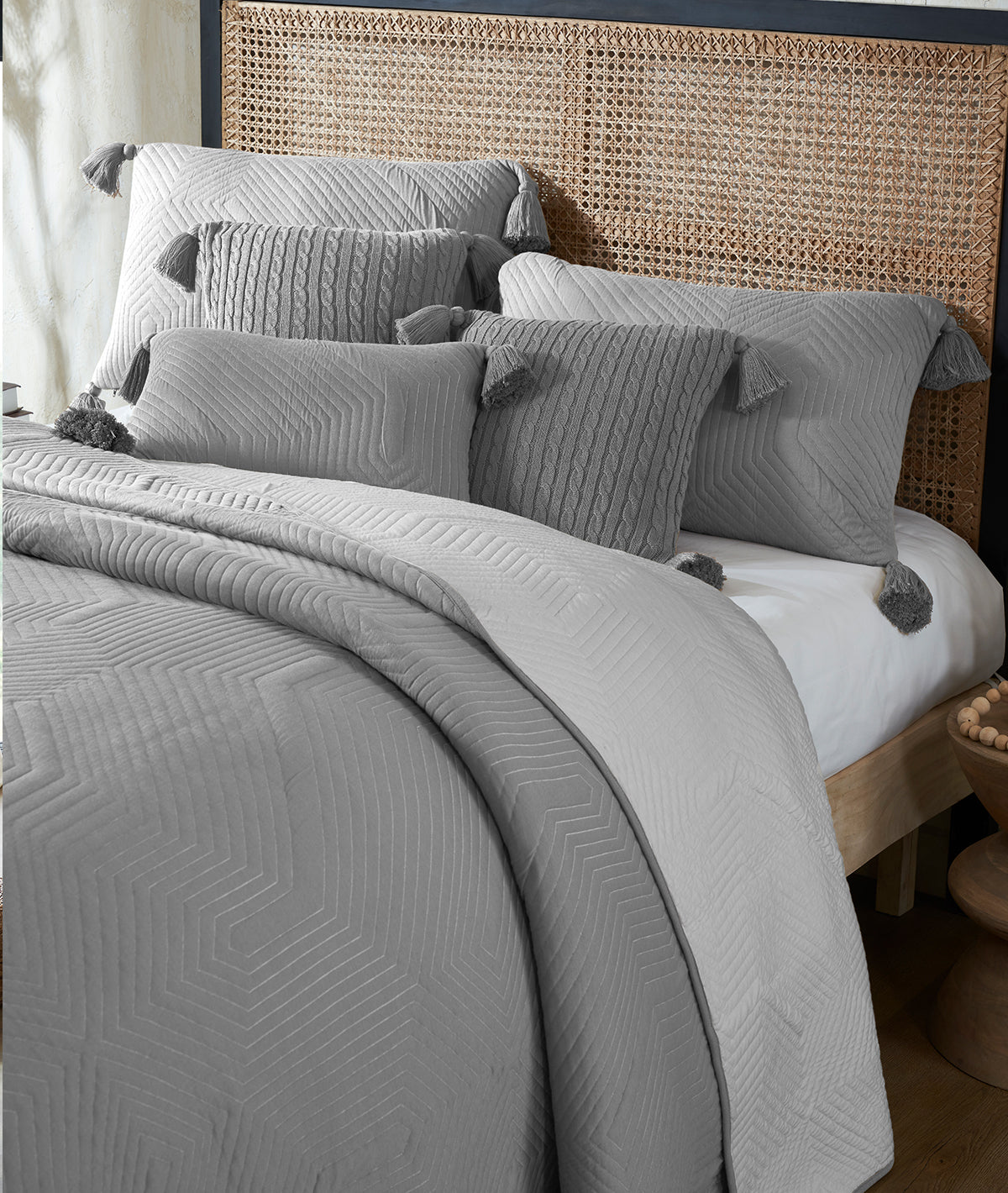 Graham Dark Grey Color 100% Cotton Knitted With Polyester Filled King Size Bed Cover With 2 Pillow Covers And 3 Cushion Covers (Set Of 6 Pcs - Polyfill Inside)