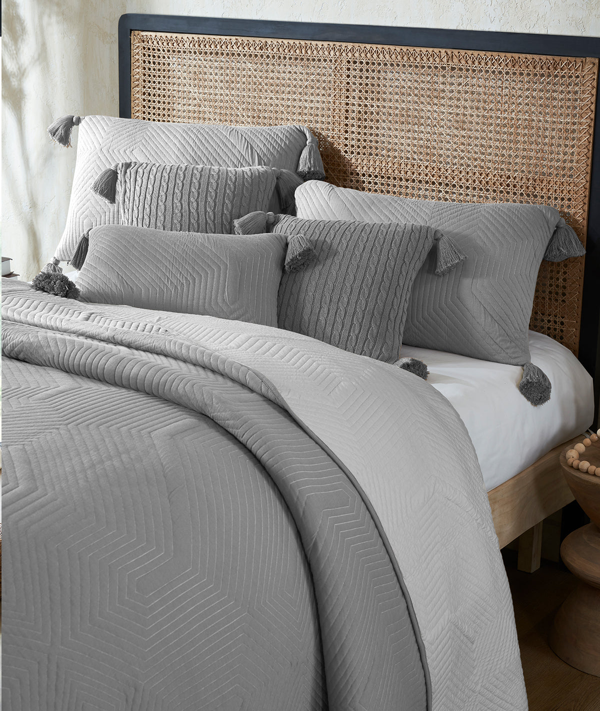 Graham Dark Grey Color 100% Cotton Knitted With Polyester Filled King Size Bed Cover With 2 Pillow Covers And 3 Cushion Covers (Set Of 6 Pcs - Polyfill Inside)