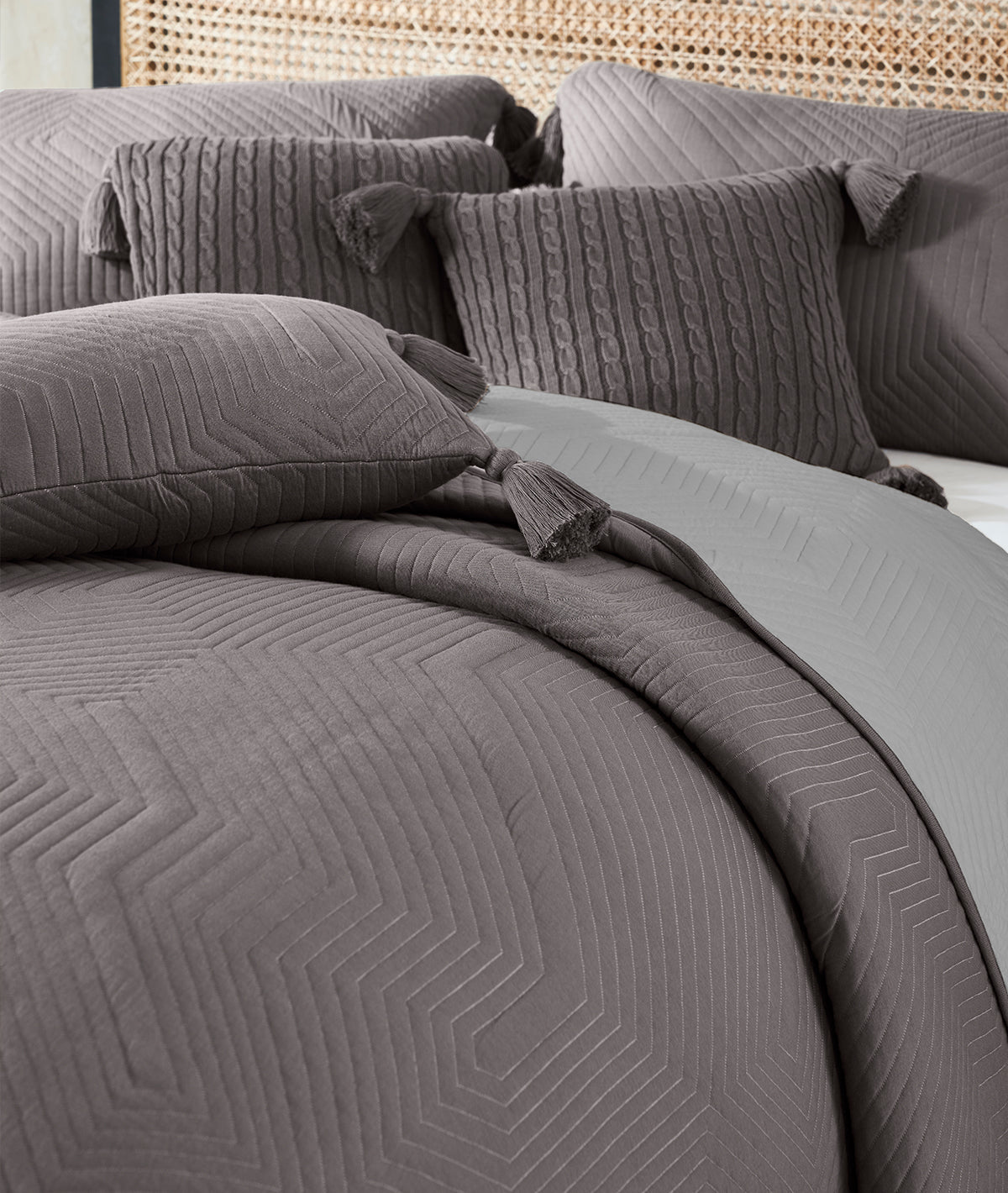 Graham Dark Grey Color 100% Cotton Knitted With Polyester Filled King Size Bed Cover With 2 Pillow Covers And 3 Cushion Covers (Set Of 6 Pcs - Polyfill Inside)