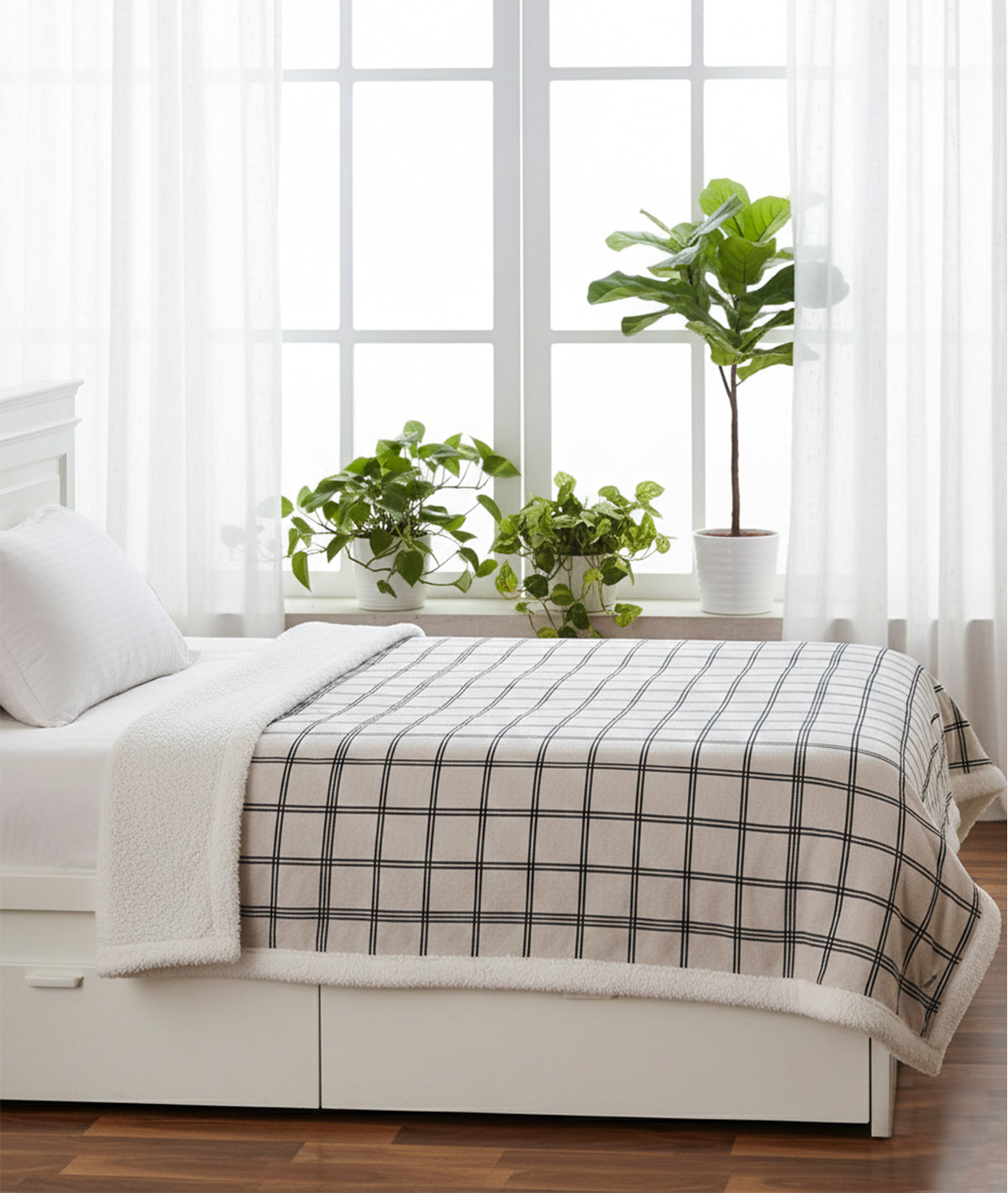 Balmy Natural & Black Cotton Knitted Single Bed Blanket layered with Warm Sherpa Fabric