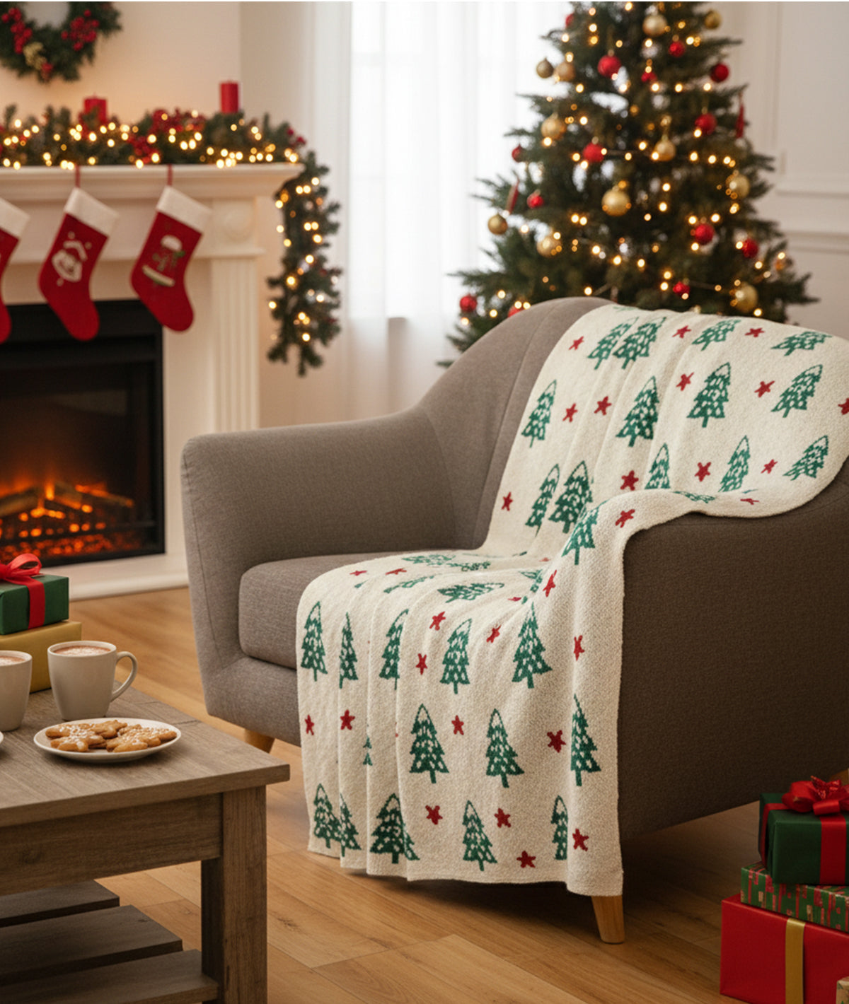 X-Mas Tree Natural, Green & Red 100% Cotton Knitted All Season AC Throw Blanket