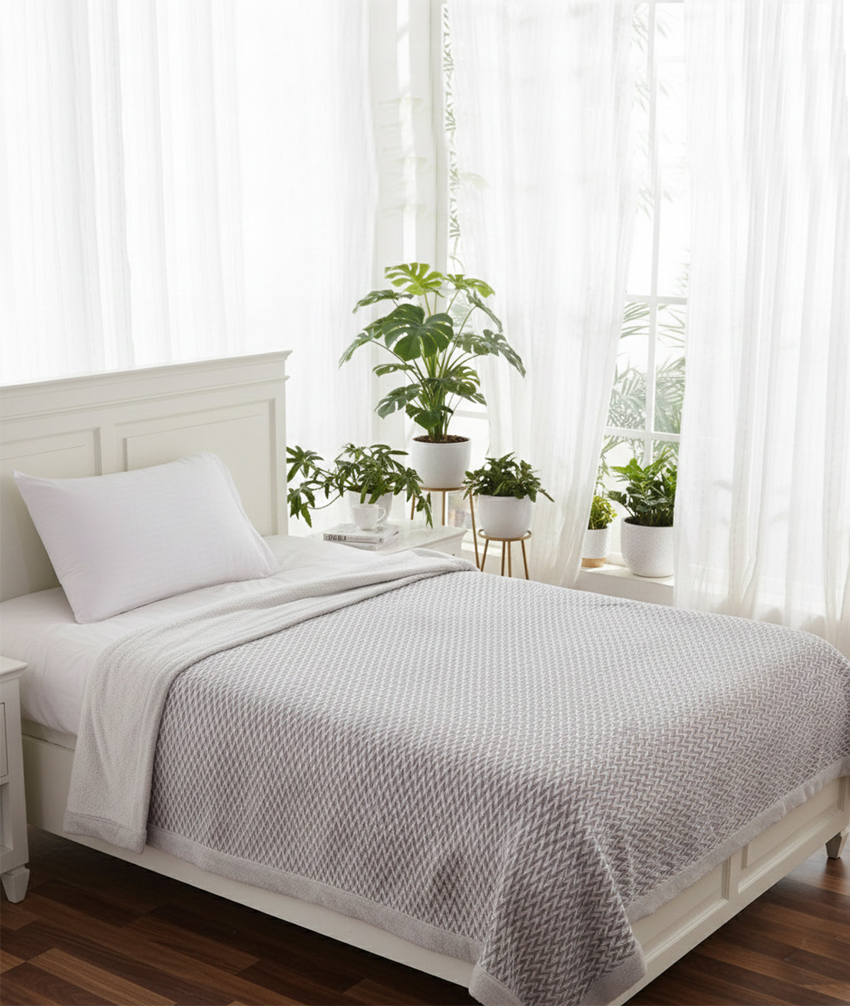 Eleanor- Grey & Natural Single Bed Cotton Knitted Blanket with Fur Back