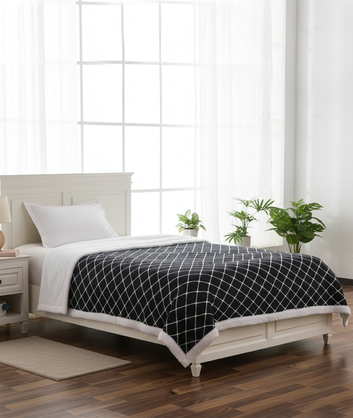 Geo - Black & White Cotton Knitted Single Bed Blanket layered with Warm Sherpa Fabric
