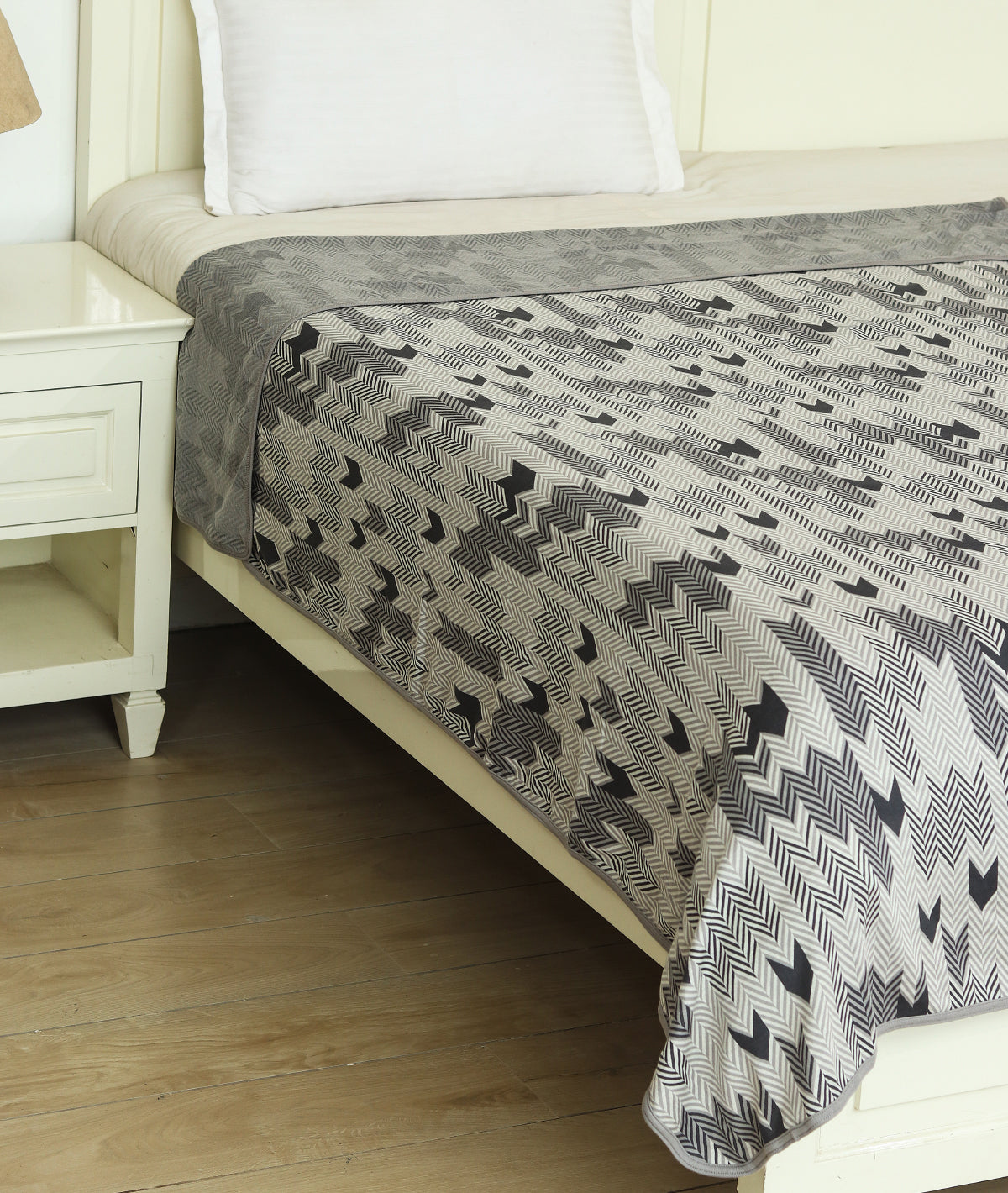 Herringbone Cotton Knitted Single Bed AC Blanket / Dohar For Round The Year Use (Set of 2 Pcs) (Natural & Dark Grey)