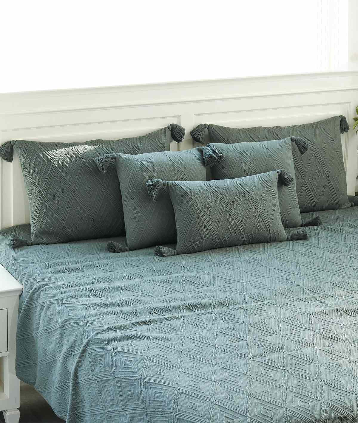 Cotton Knitted King Size Bed Cover