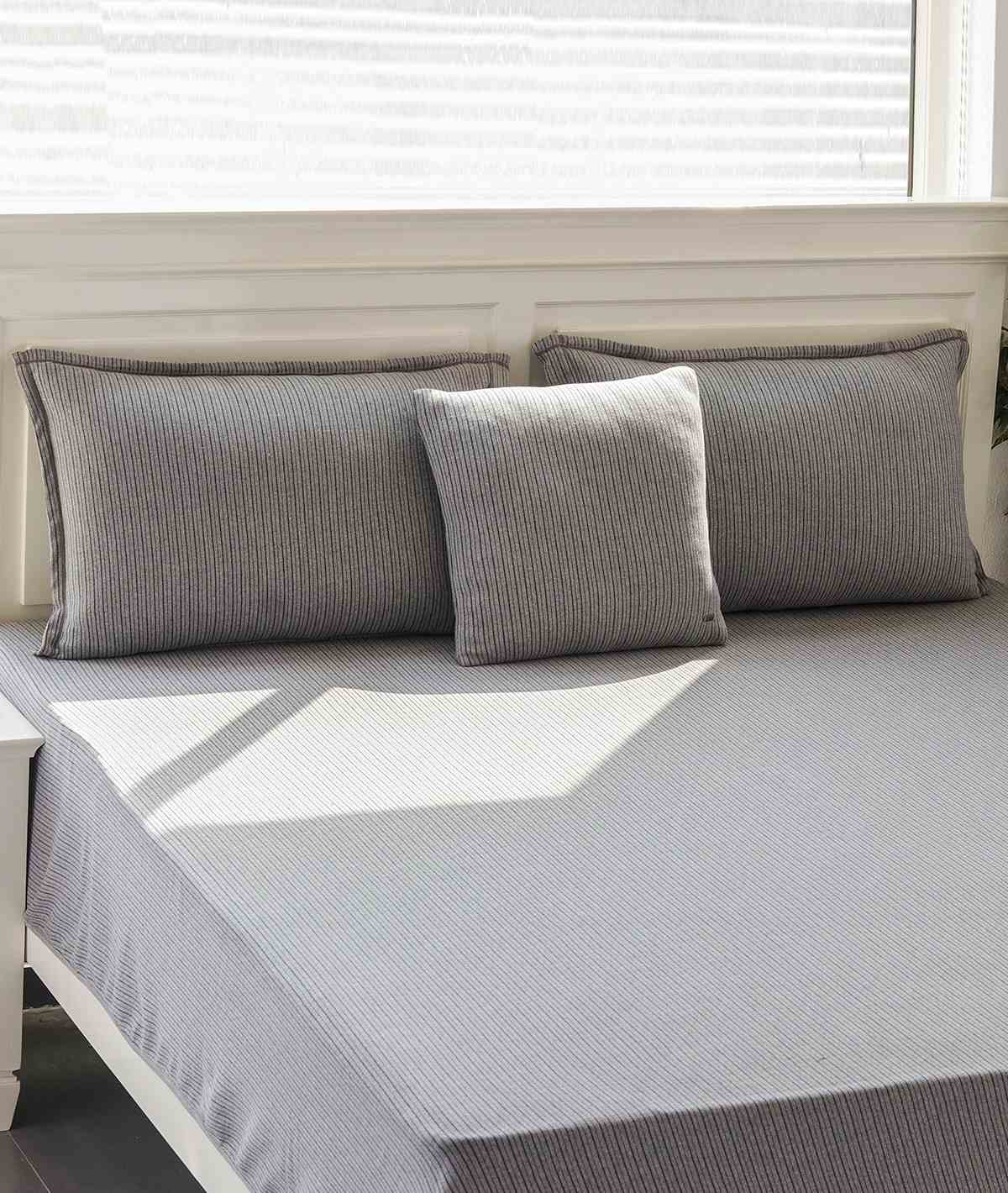 bed cover set of 4